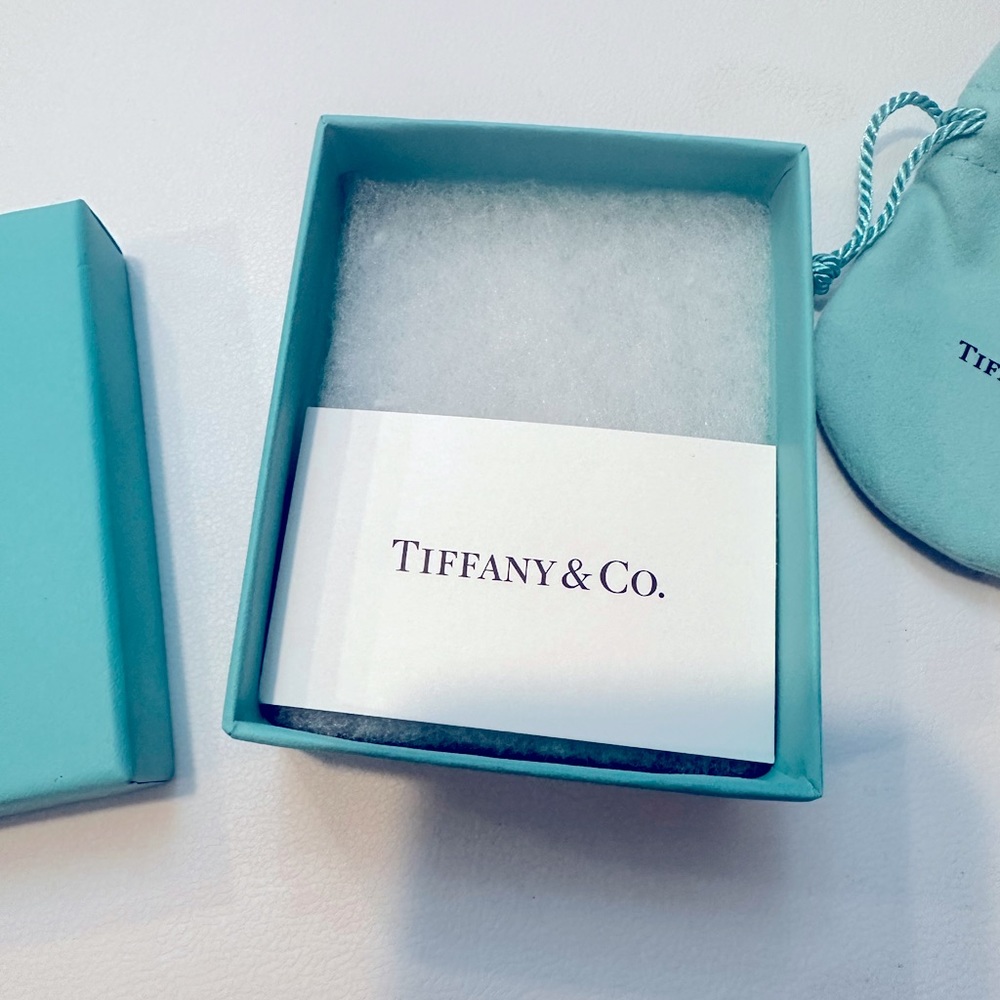 Tiffany & Co. empty box - Picture 4 of 7